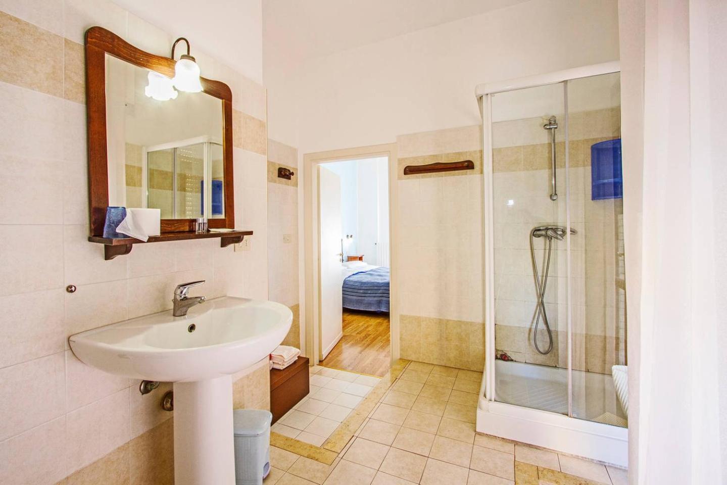 Mammasisi Rooms 莱切 外观 照片