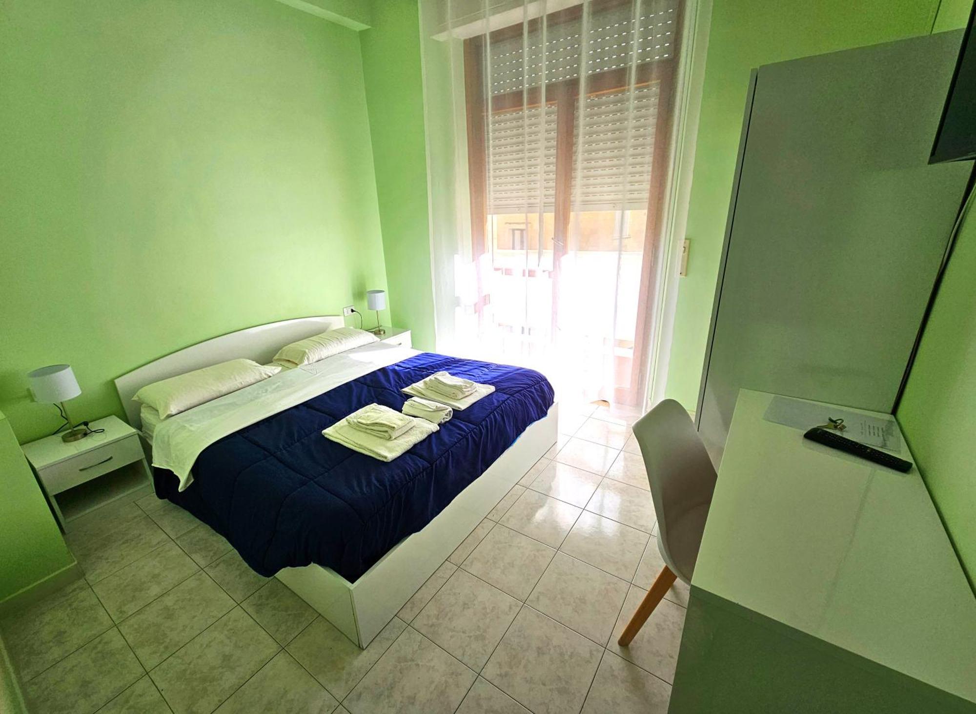 Mammasisi Rooms 莱切 外观 照片